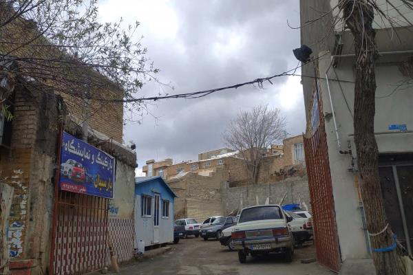 تصویرپارکینگ و نمایشگاه ماشین پارسیان