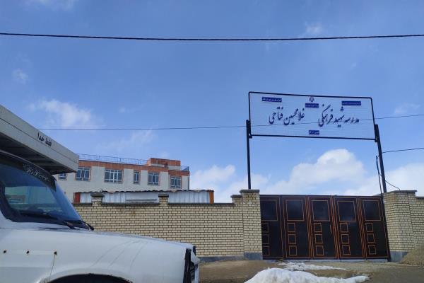 تصویرمدرسه شهید غلامحسین فتاحی 