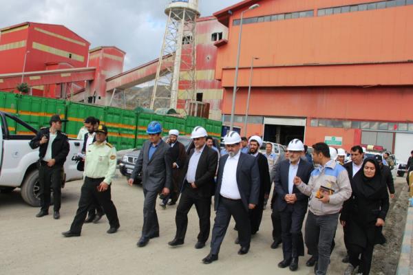 معاون رییس جمهور از کارخانه طلا زرشوران بازدید کرد تصویر خبر